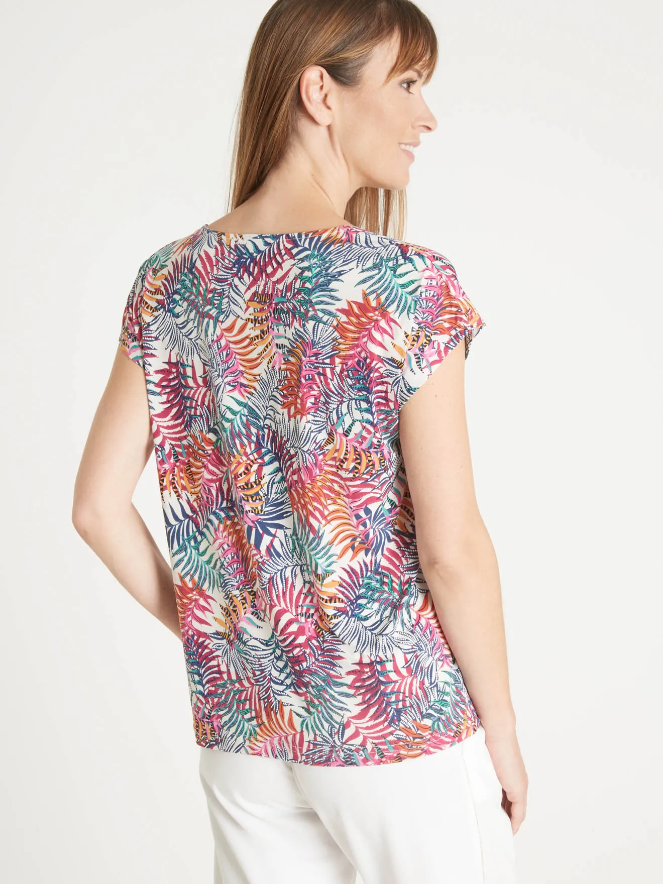 Tee-shirt fluide encolure fantaisie